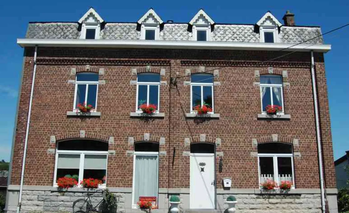 Ferienhaus in den belgischen Ardennen für 15 Personen mit vielen Freizeitmöglichkeiten