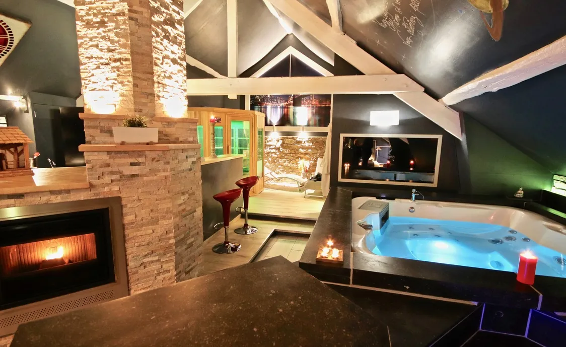 Suite für 2 Personen mit Whirlpool, Sauna und Terrasse in Theux