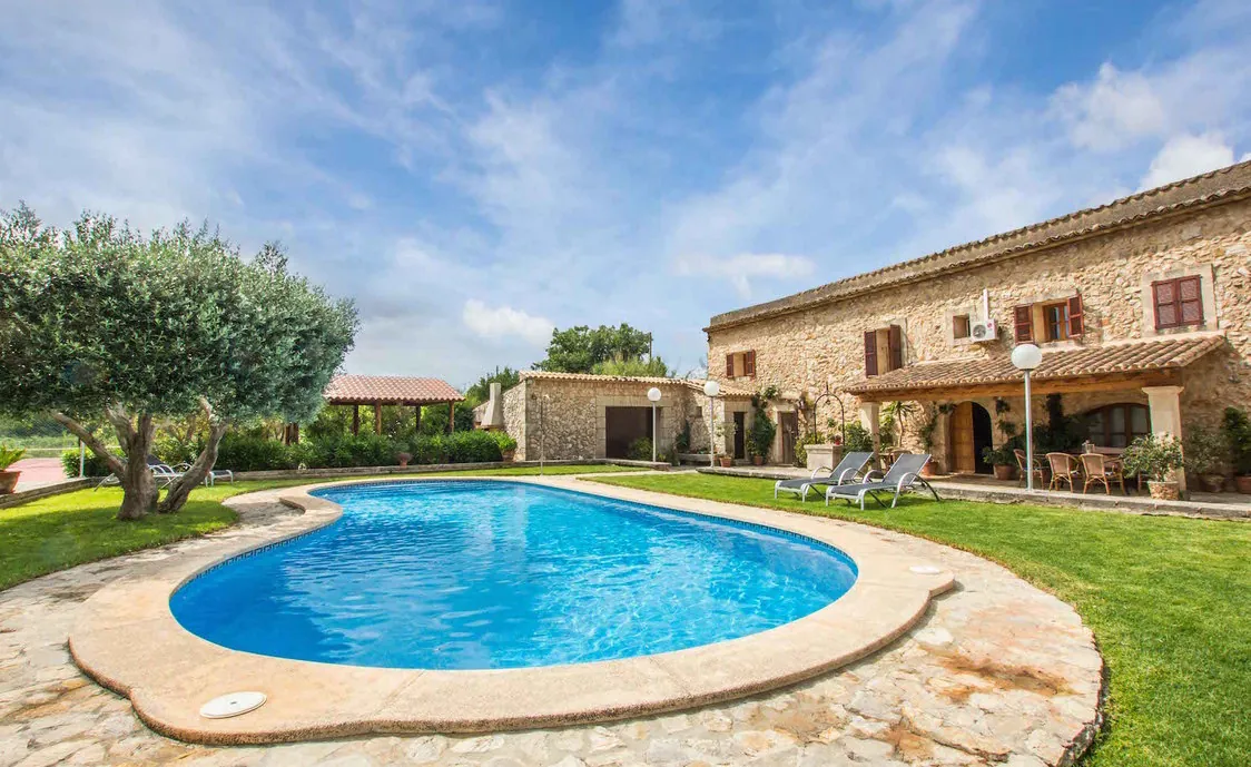 Ferienhaus mit privatem Tennisplatz – Mallorca