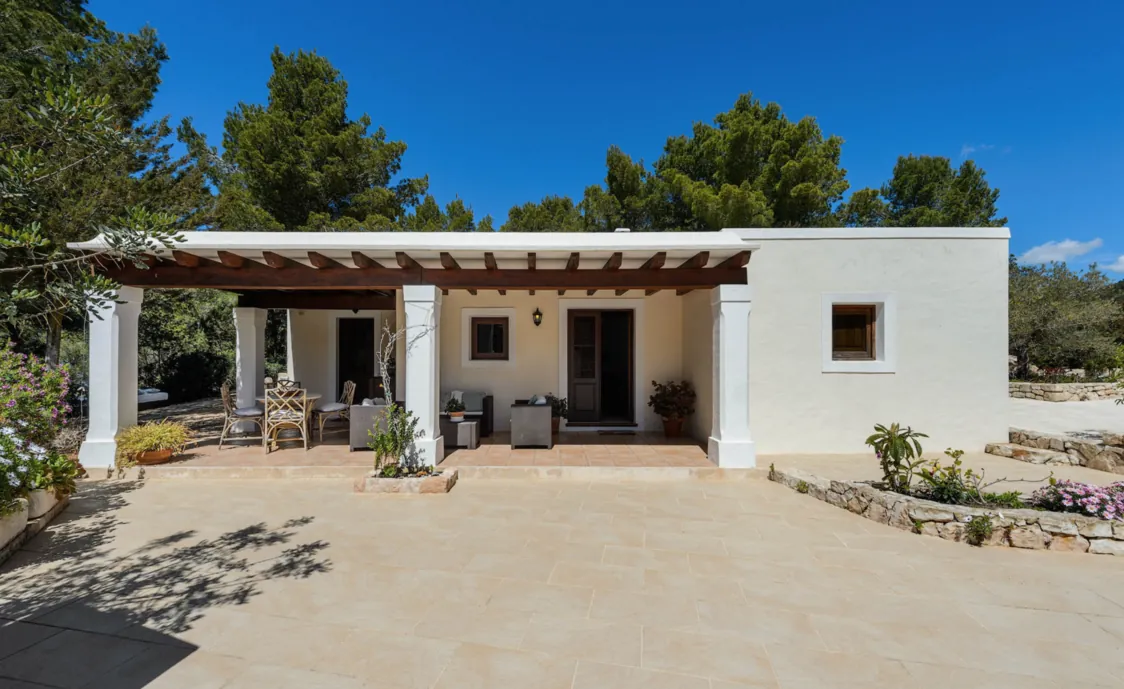 Ferienhaus Ibiza mit Pool für 8 Personen