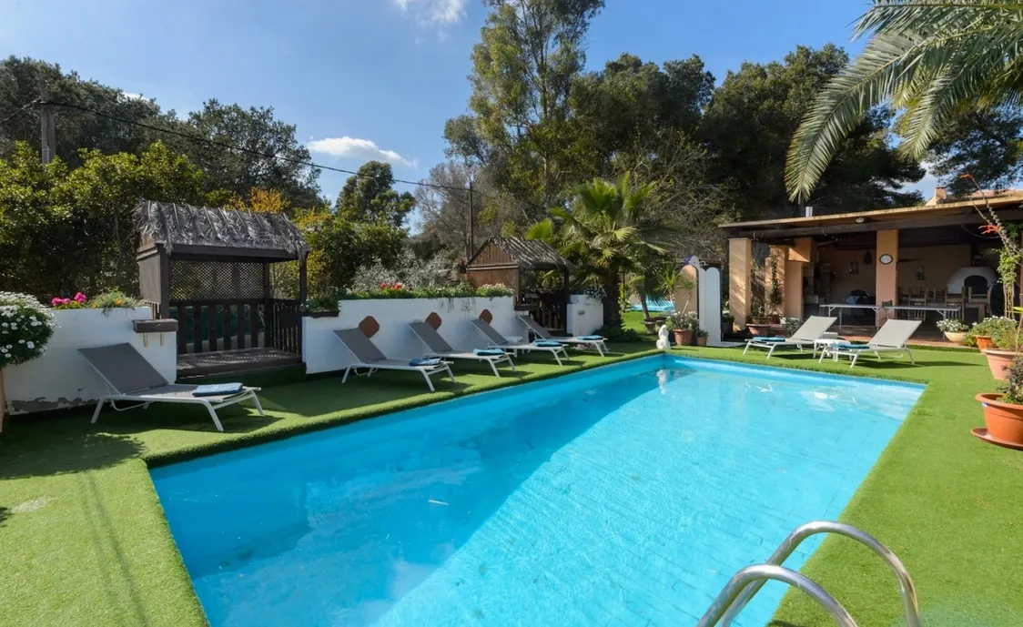 Gemütliche Landhaus auf Ibiza in ruhiger Lage mit Pool