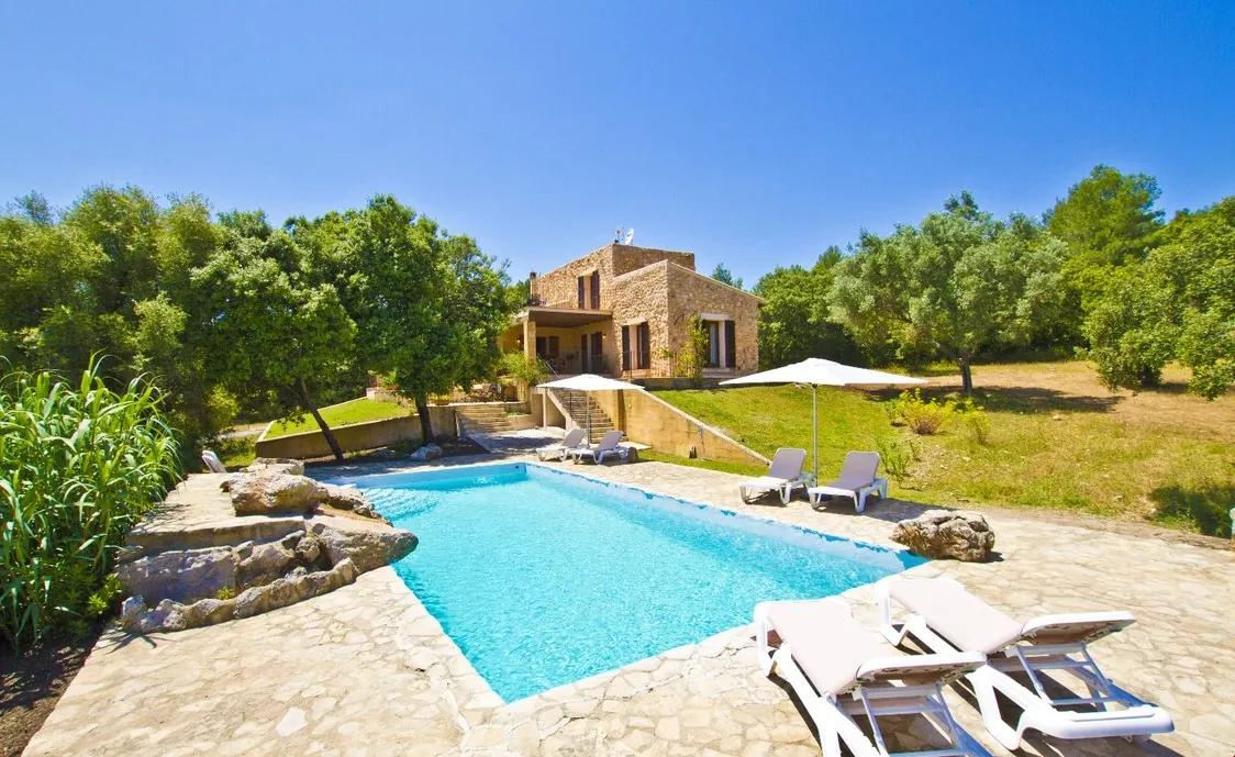 Finca Mallorca mit Pool und Whirlpool
