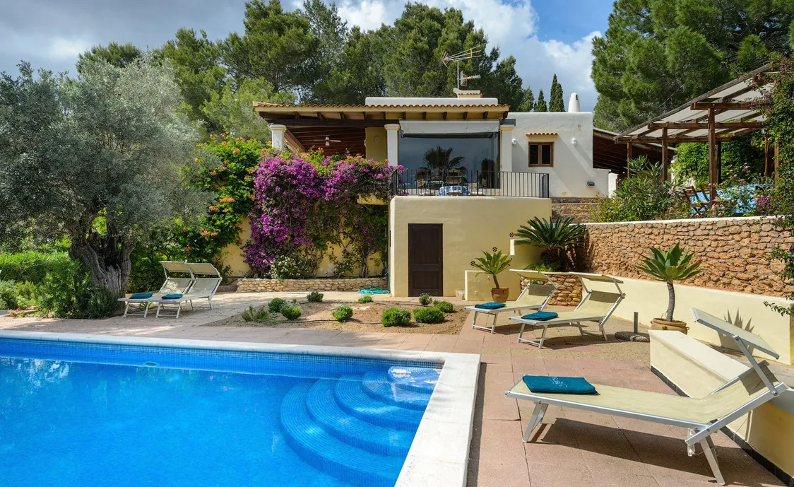Großes Ferienhaus für 11 Personen bei Can Tomas mit privatem Swimmingpool, nur 8 km vom Meer entfernt