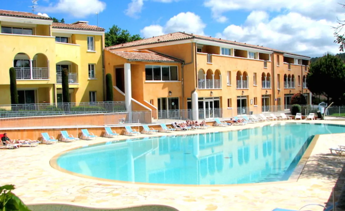 Appartement für 4 Personen im Kurort Gréoux les Bains mit Wellness