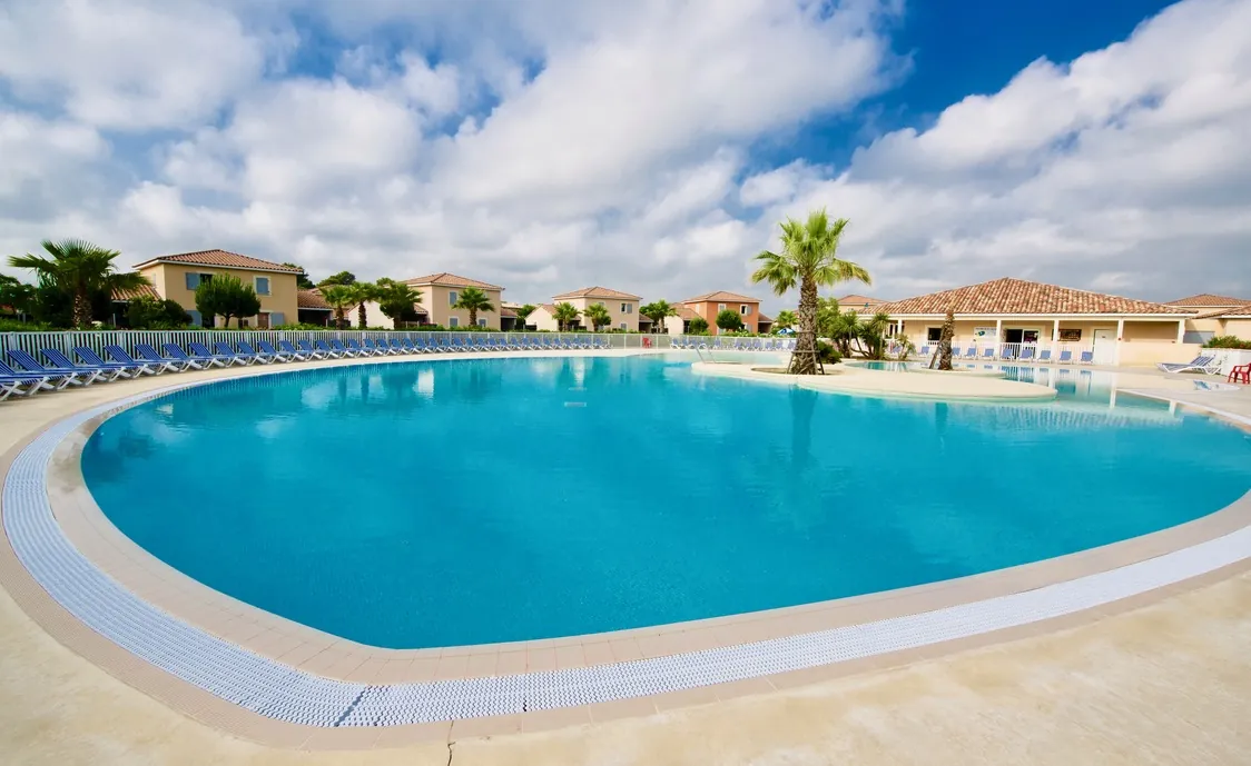 Klimatisierte Villa für 8 Personen im Weinbaugebiet in der nähe von Montpellier mit großem Pool