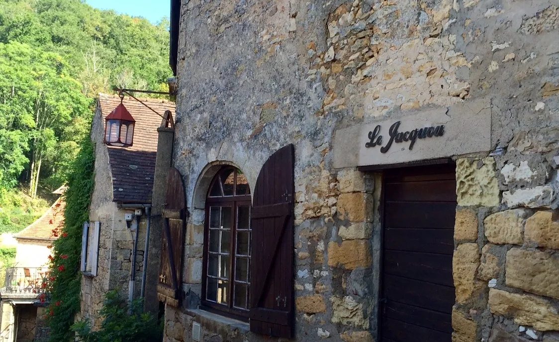 Schönes Haus für 2 Personen im Périgord mit mittelalterlichen Tradition