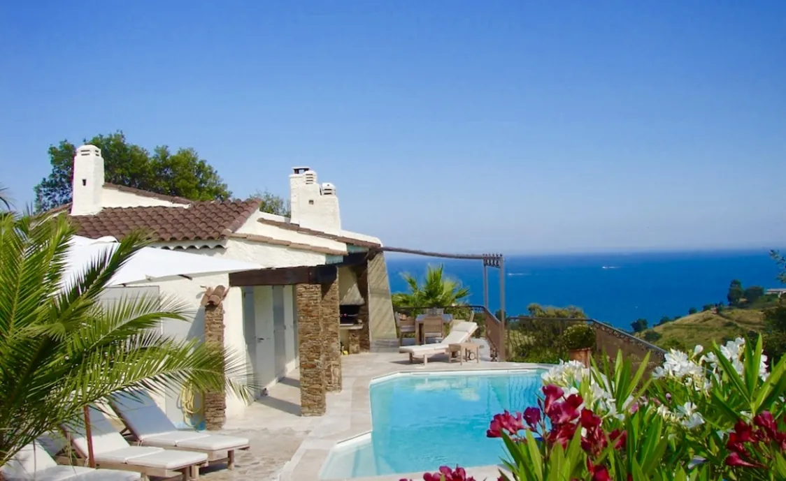 Ferienhaus mit Meerblick und privatem Swimmingpool an der Côte d’Azur