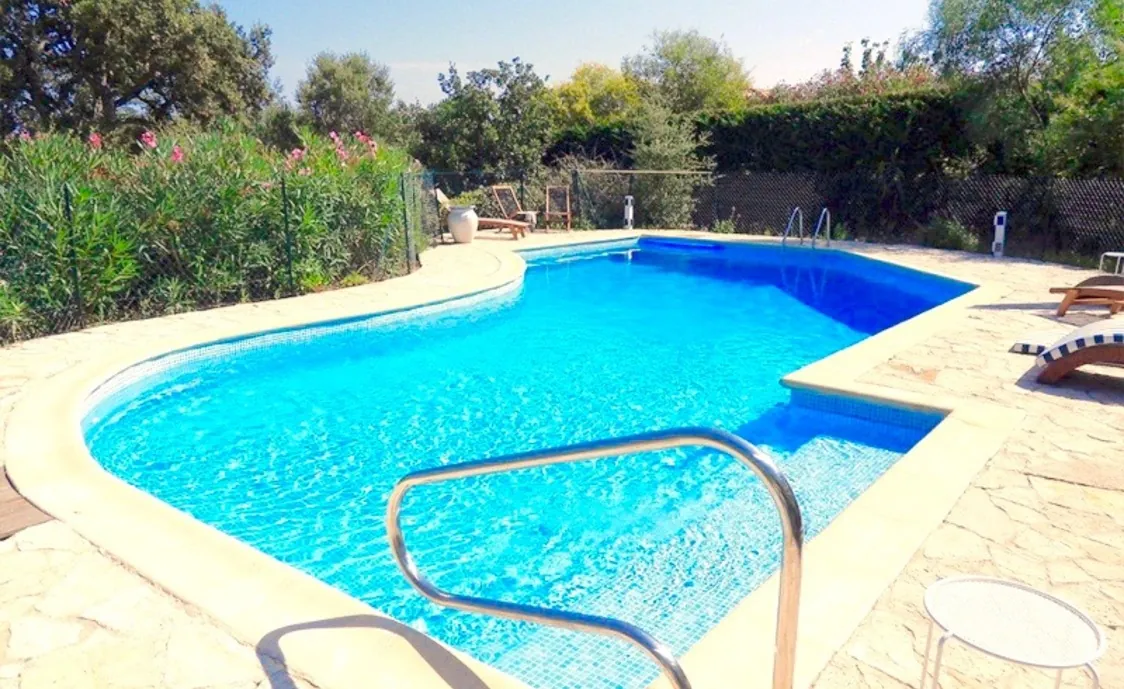 Gemütliche Villa für 8 Personen mit privatem Pool in Grimaud