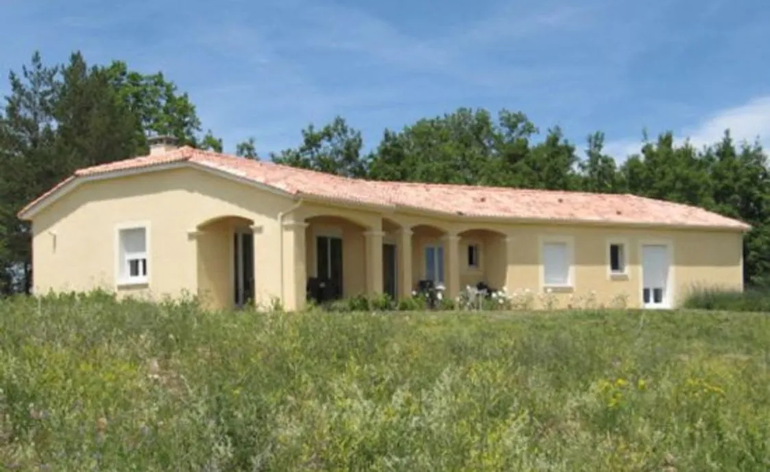 Neu erbaute luxuriöse Ferienunterkunft in der Dordogne