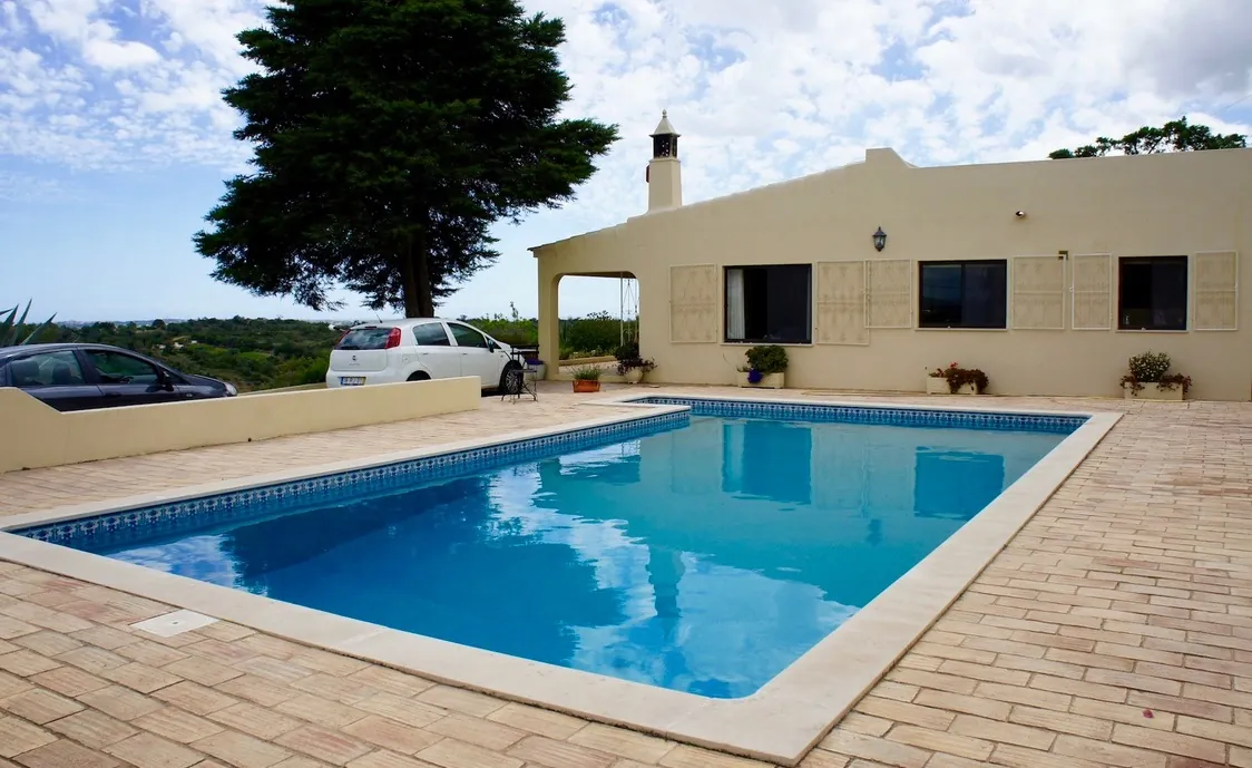 Ferienhaus mit Pool in Tunes – Albufeira für 6 Personen